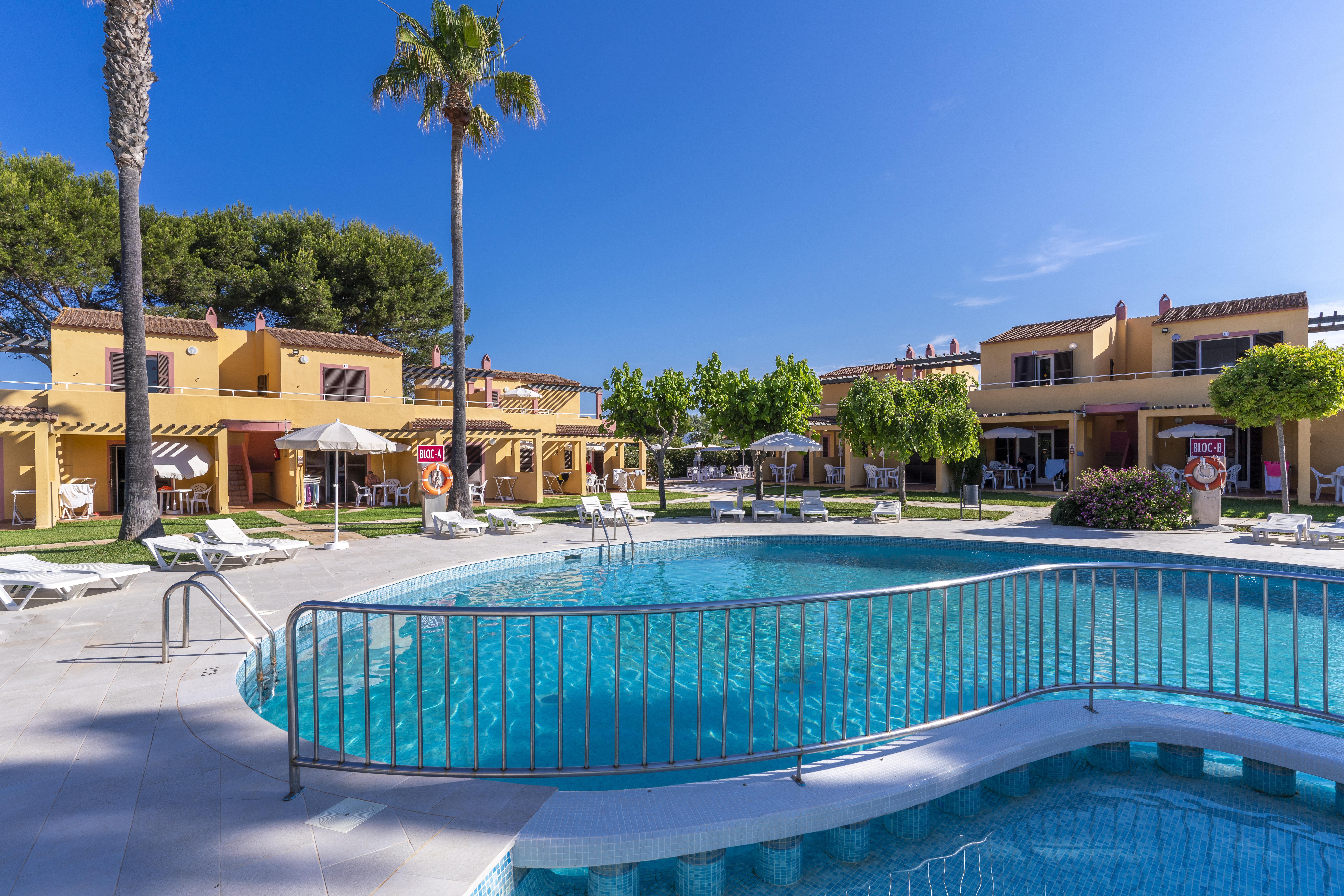 Apartamentos Ses Anneres Cala'N Blanes  Dış mekan fotoğraf